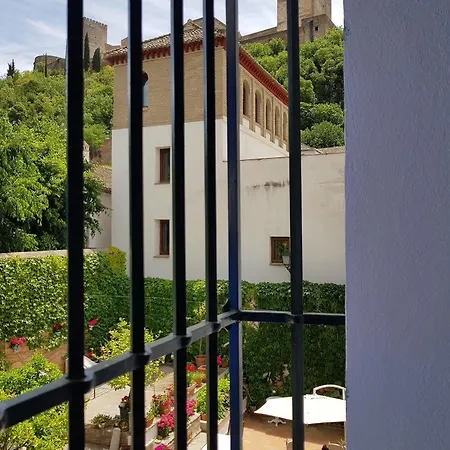 Palacio Del Cobertizo De Santa Ines Nocleg ze śniadaniem Grenada