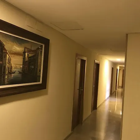 Galanes Otel Armilla
