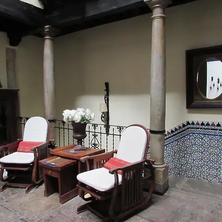 Hotel Rosa De Oro 3*