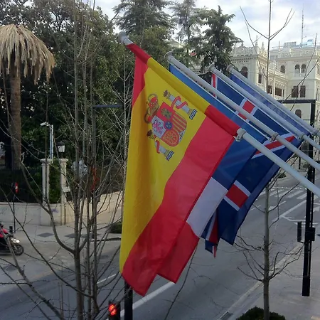 Atlantida Pensión Granada