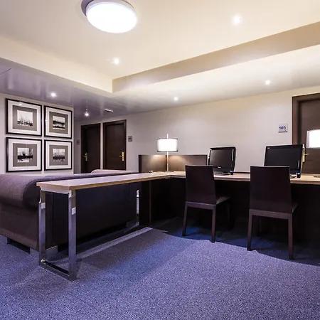 Dwo Urban 4* Granada