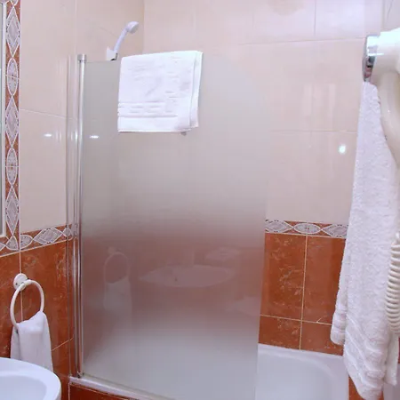 Otel Montes Granada