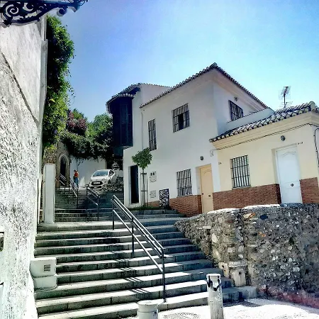 Conde Cecilio Pensión Granada