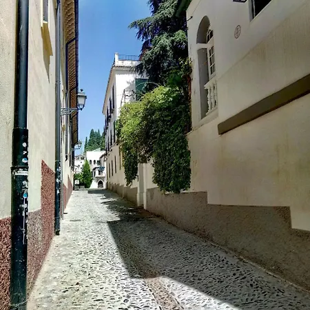 Conde Cecilio Pensión Granada