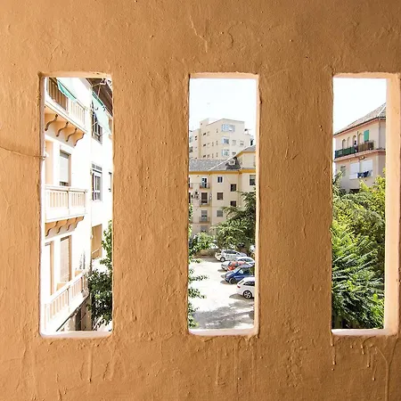 Bright & Elegant Centre 3 Bedroom Granada
