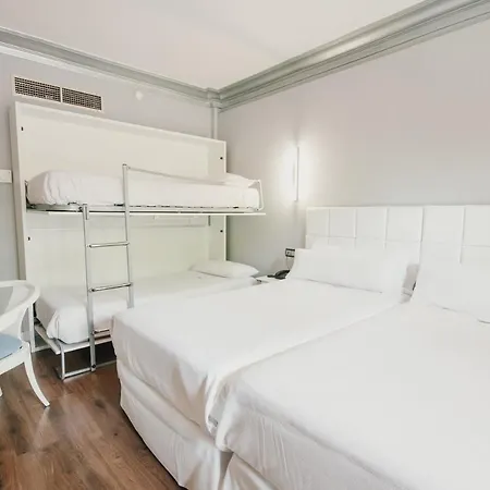 Angeles & Otel Granada