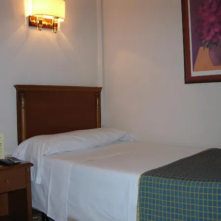 Boutique Luna Centro Hotel 4*