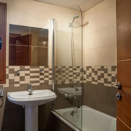 Apartamento Real De Cartuja Apartments&suites