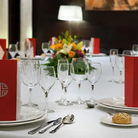 Nh Collection Victoria Hotel 4*