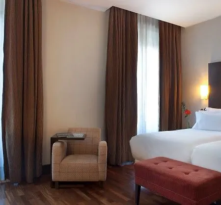 Hotel Nh Collection Victoria