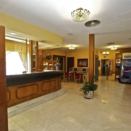 San Gabriel Hotel 3*