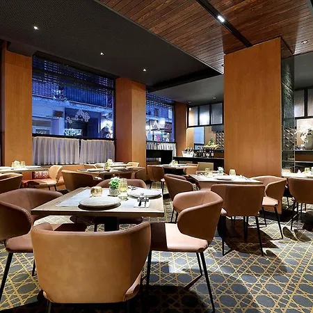 Hotel Aurea Catedral By Eurostars Company