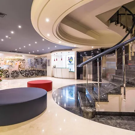 Dwo Urban 4* Granada