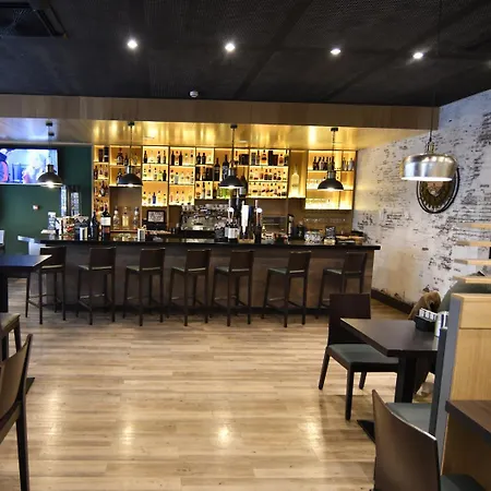 Dwo Urban 4*