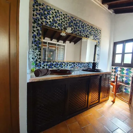 Casa Del Aljarife