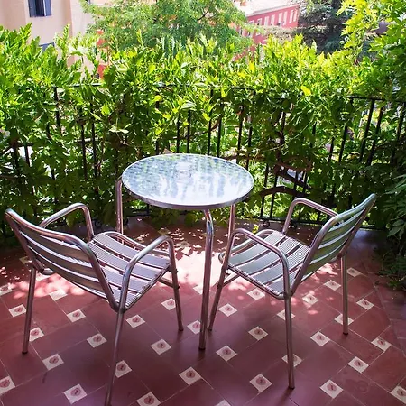 Otel Angeles & 4*