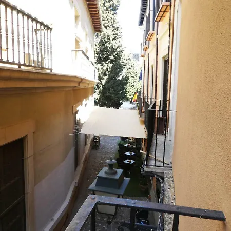 Valentina Deluxe 3000 Apartment