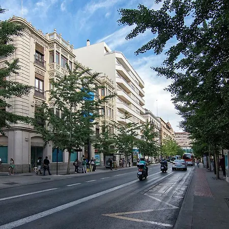 Apartment Gran Via Luxury 3br *