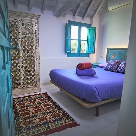 Puertas Del Albaicin
