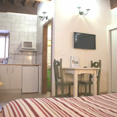 Abadia Oda ve Kahvaltı 2*