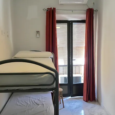 Cathedral And Bed & Breakfast 3*