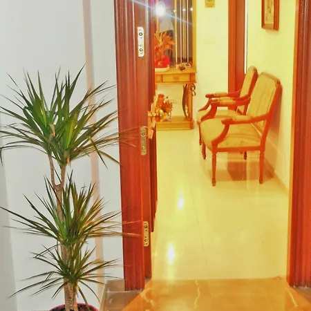 Martin House & Bed & Breakfast Granada