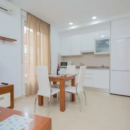 Gran Via 2b & Parking Opcional Apartamento