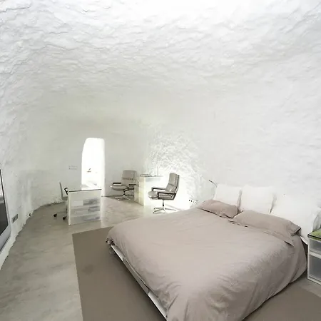 Cuevas Del Cohetero - Sacromonte 4*
