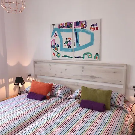 Center 2 Bedrooms