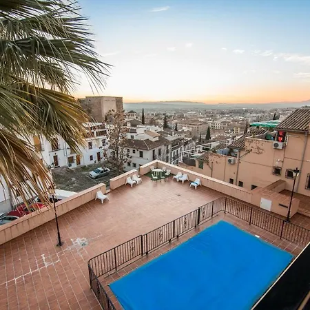 Casa De Alhacaba * 格拉纳达