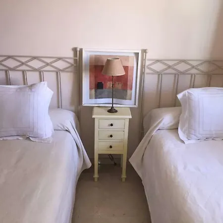 Apartamento Conjunto Altos De Vista Nevada,nº11,portal 7,1ºa. Granada