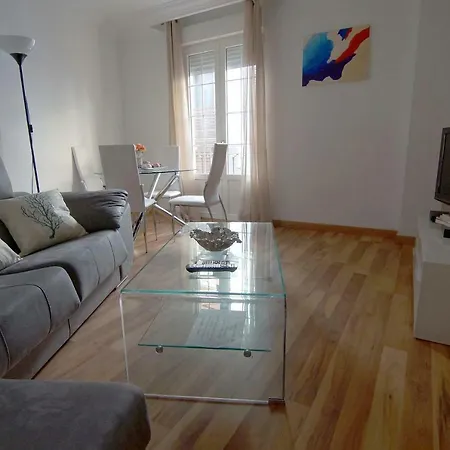 Piso De Los Frailes Apartment