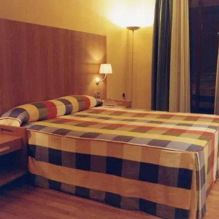 Cear Juan Carlos I Hotel Granada