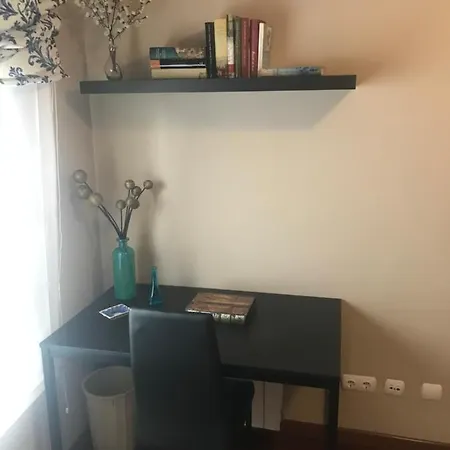 Quarto em Acomodações Particulares Habitación Independiente Con Baño Privado