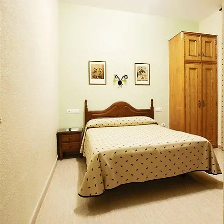 Veronica Hotel