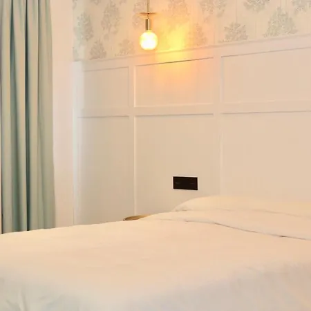 Hotel Cedran 2*