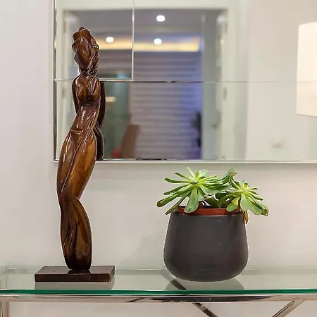 Great Centre Apartment