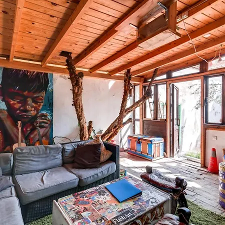 Hostal Makuto Coliving House