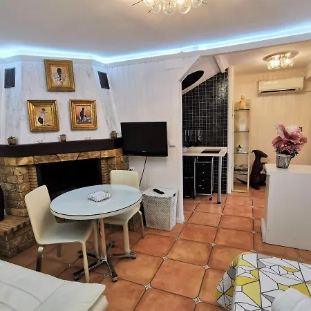 Apartamento Turísticos Tronca Luxury Granada