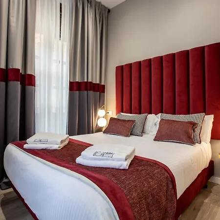 Bibo Plaza Nueva Aparthotel 3*