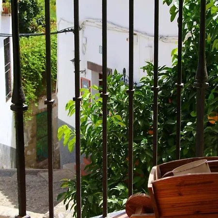 Callejón Del Aljibe De Trillo *
