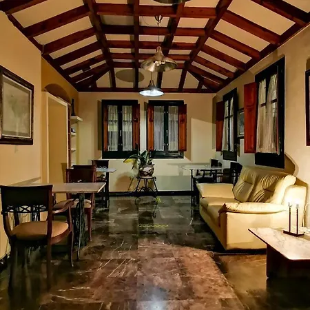 Otel Almona 2*