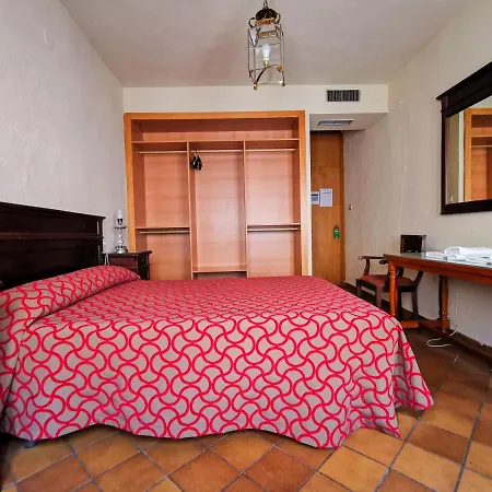 Almona Otel 2*
