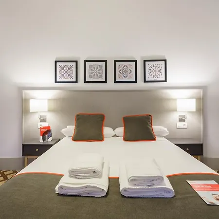 Oyo Fonda Sanchez 2* Granada