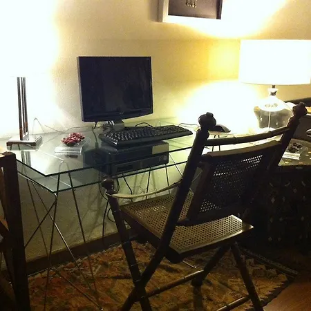 Boutique Reina Mora Hotel 2*
