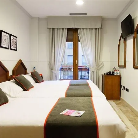 Hotel Boutique Reina Mora