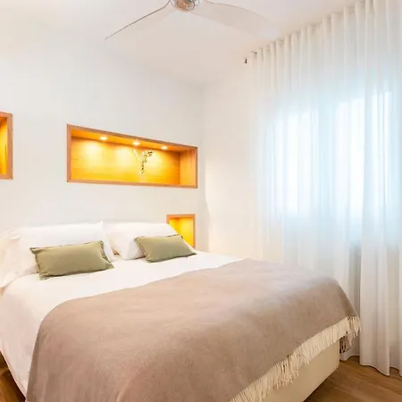 Genteel Alhondiga Apartment *