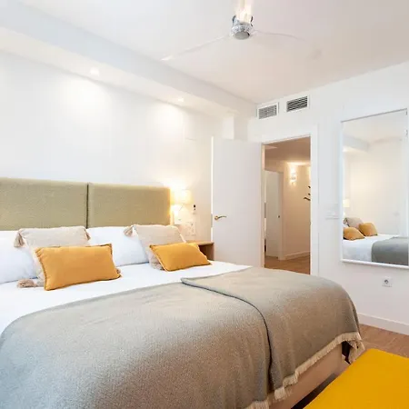 Genteel Alhondiga Apartment *