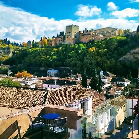 Alhambra Lägenhet