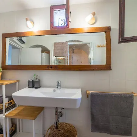 Cueva De Lindaraja By Interhome Casa vacanze Granada